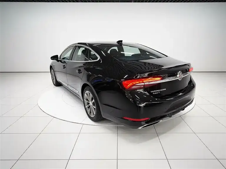 Buick LaCrosse 652 T Luxury