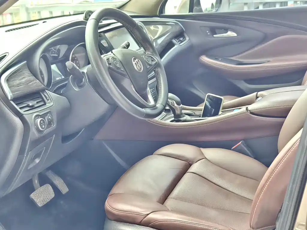 Envision Plus 28 T 4 WD Luxury