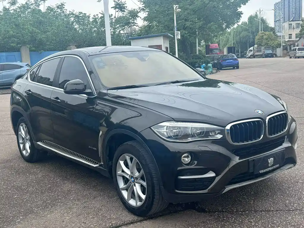 BMW X6 xDrive35 i Luxury