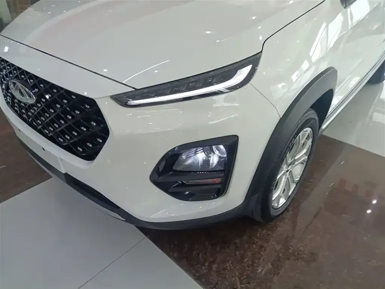 Chery Tiggo 3 x Diamond 1.5 L CVT Elite