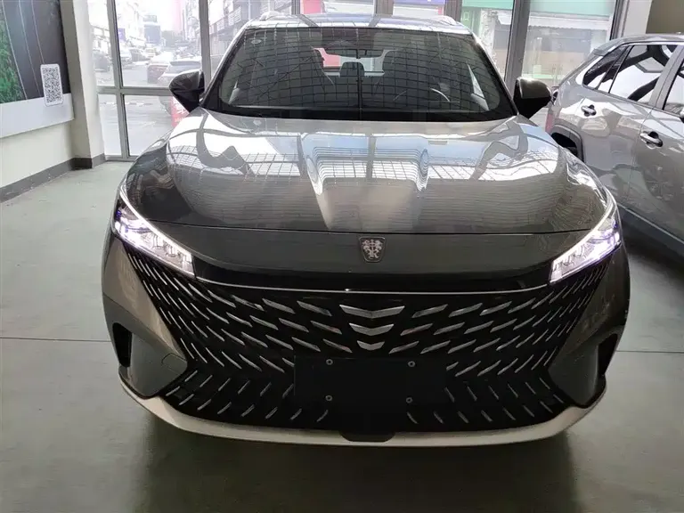 Roewe RX5 1.5 T Luxury Slide Screen