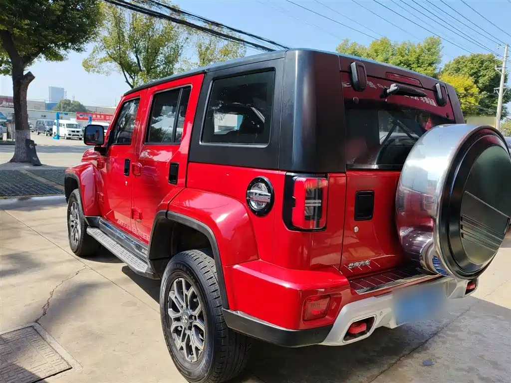 BAIC BJ40 2.3 T Auto 4 WD City Hunter Premium CN-VI