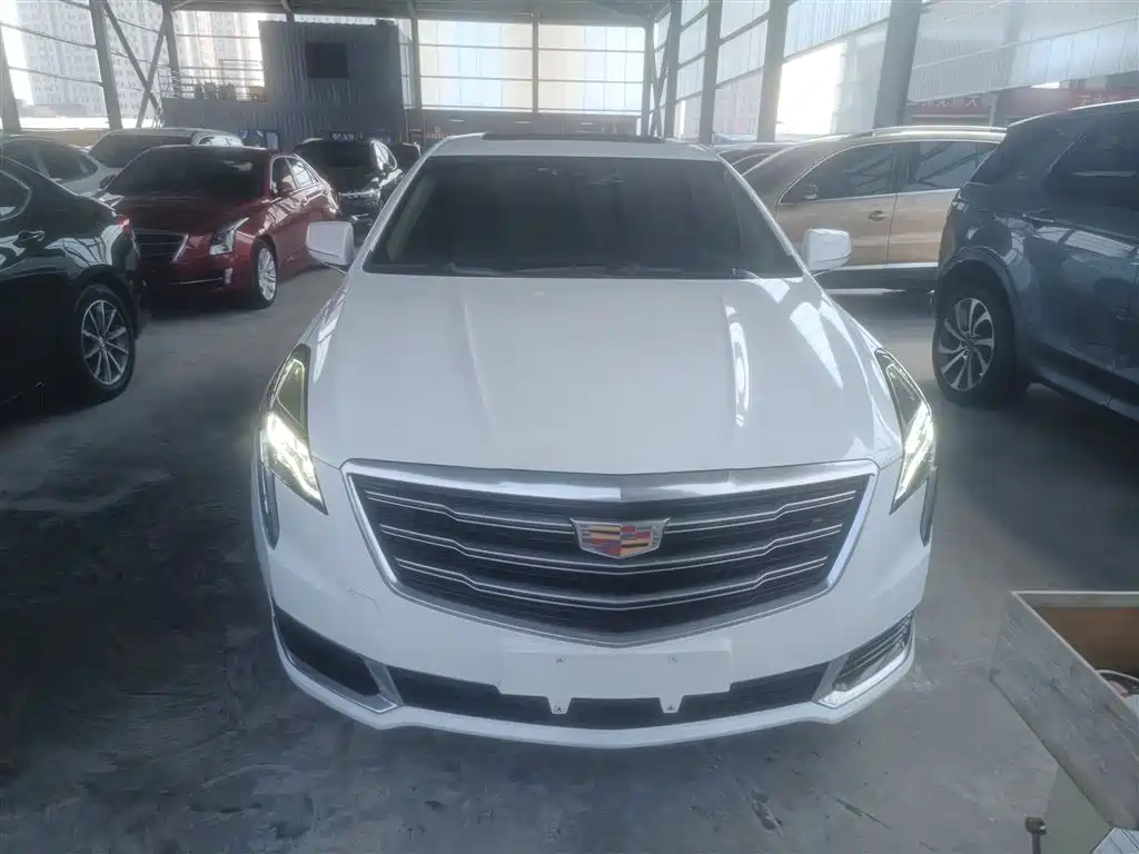Cadillac XTS 28 T Tech