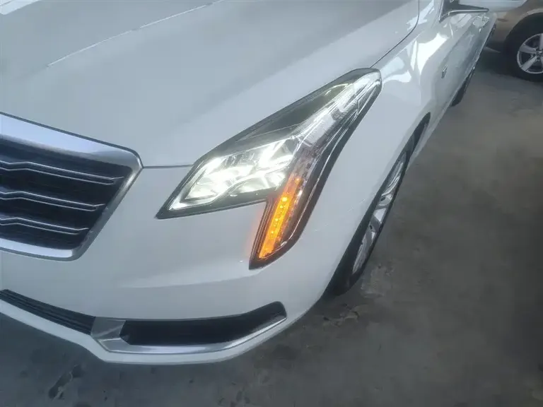 Cadillac XTS 28 T Tech