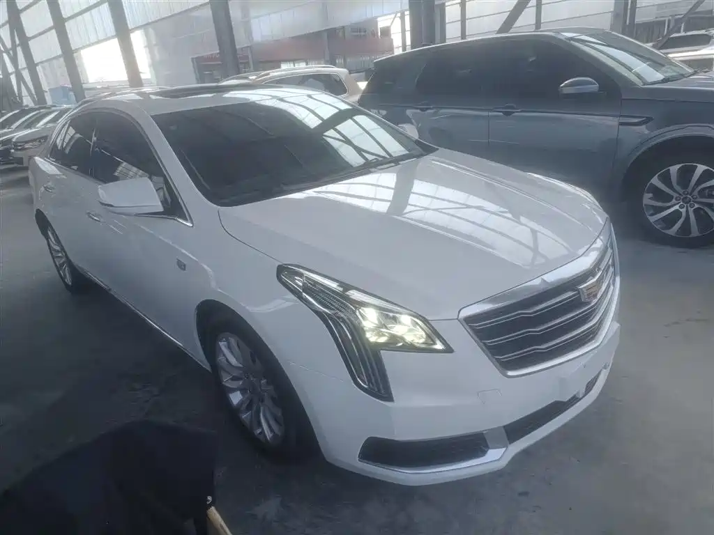 Cadillac XTS 28 T Tech