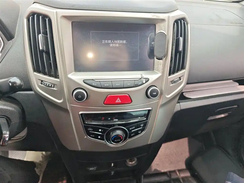 Haval H1 Red Label 1.5 L AMT Luxury
