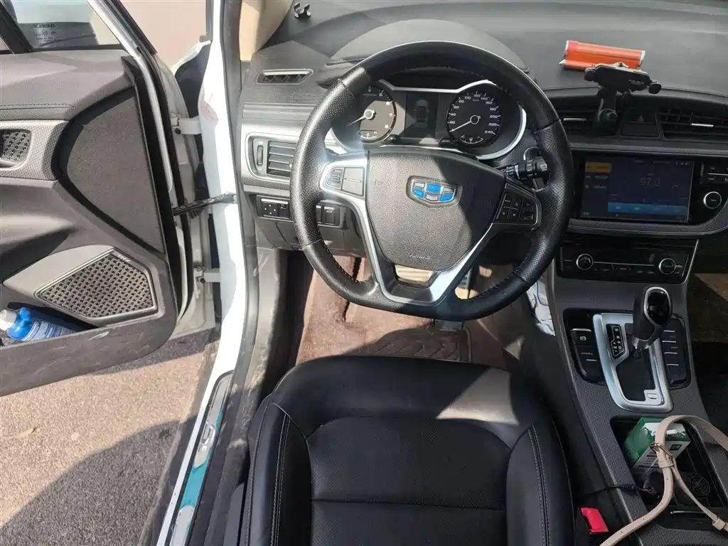 Emgrand GS Sport 1.8 L Auto Leading Style