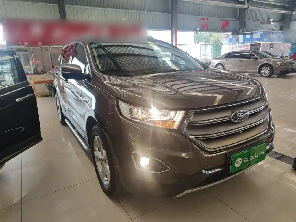 Edge EcoBoost 245 2 WD Elite Sharp 5-seat
