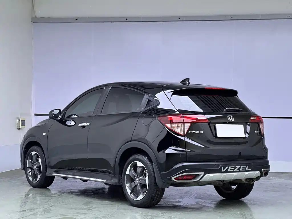 Vezel 1.8 L CVT 2 WD Pioneer