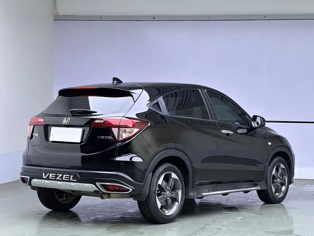 Vezel 1.8 L CVT 2 WD Pioneer