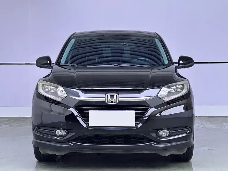Honda Vezel 1.8 L CVT 2 WD Pioneer