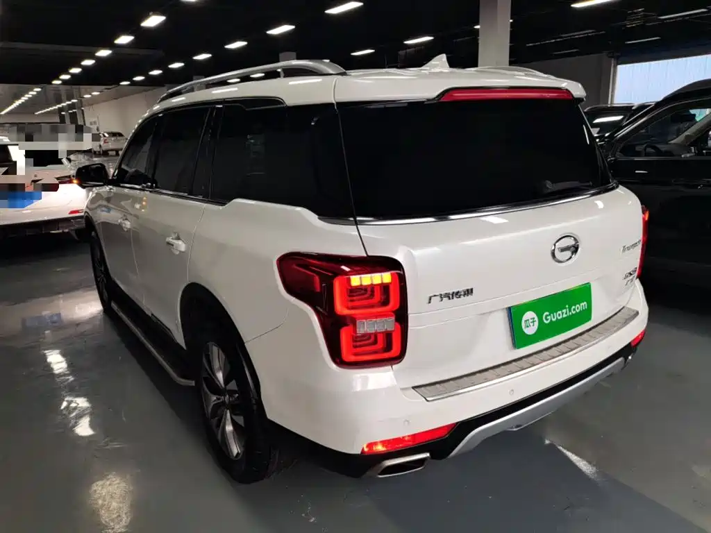 GAC Trumpchi GS8 320 T 2 WD Luxury Connected (7-seat)