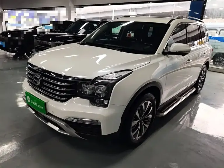 GAC Trumpchi GS8 320 T 2 WD Luxury Connected (7-seat)