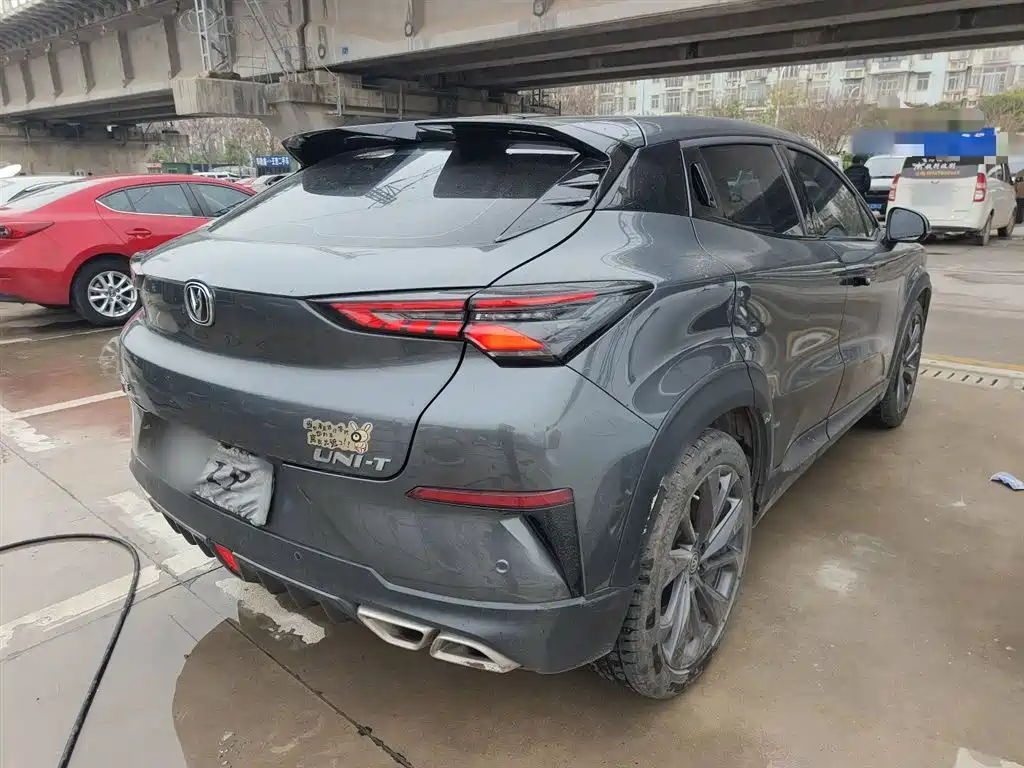 Changan UNI-T 1.5 T Distinguished