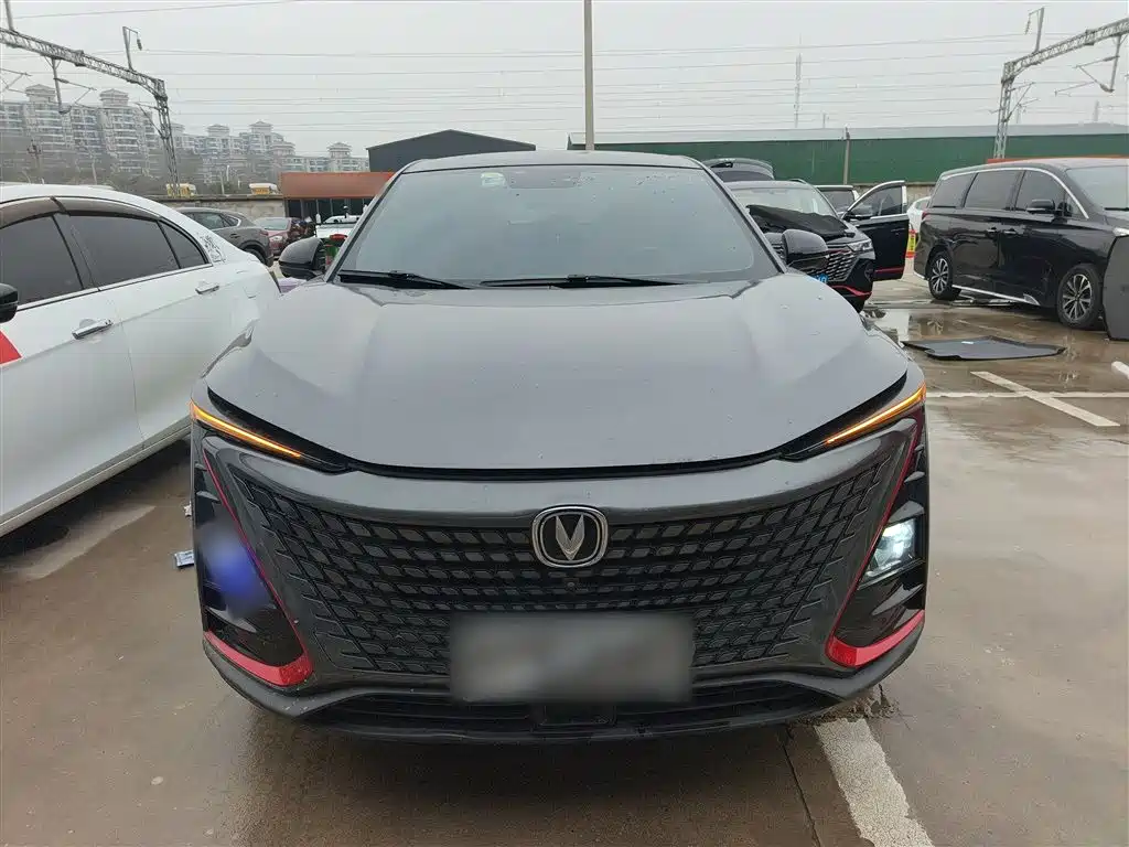 Changan UNI-T 1.5 T Distinguished