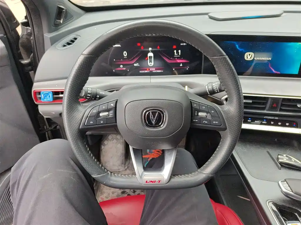 Changan UNI-T 1.5 T Distinguished