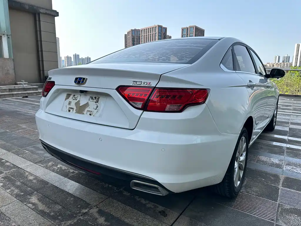 Emgrand GL 1.3 T DCT Elite