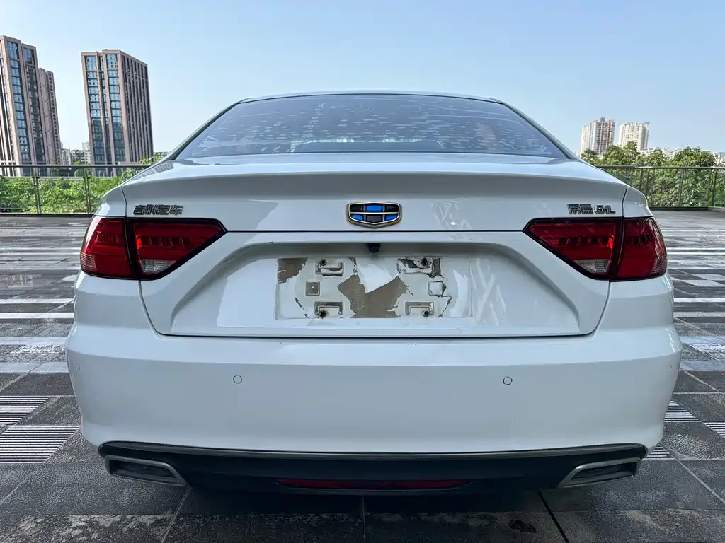 Emgrand GL 1.3 T DCT Elite