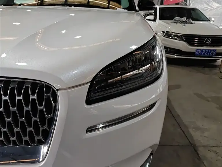 Lincoln Corsair 2.0 T 2 WD Premium