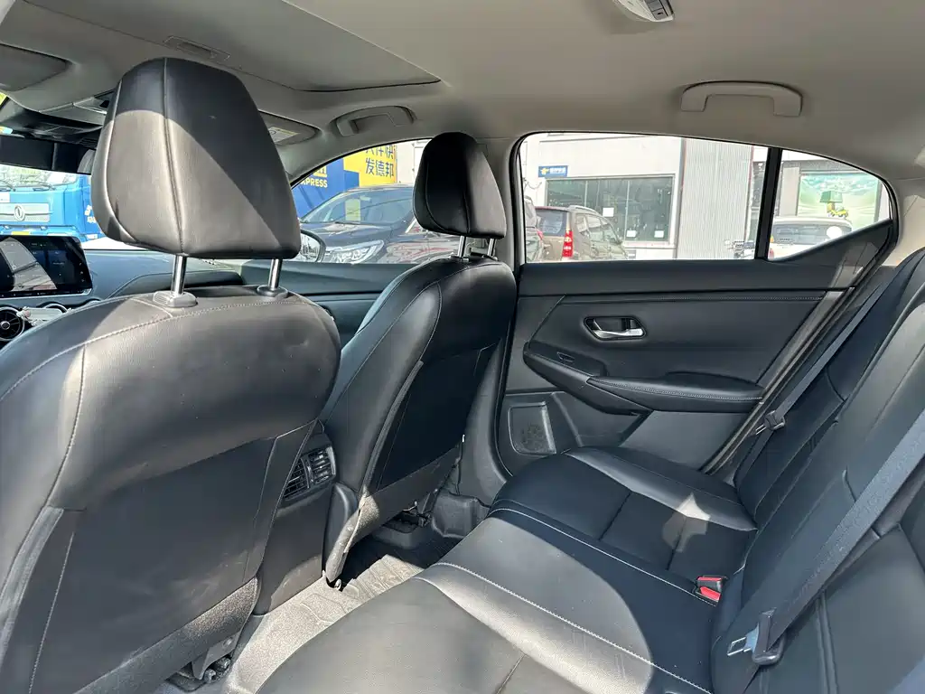 Sylphy 1.6 L XL CVT Joy