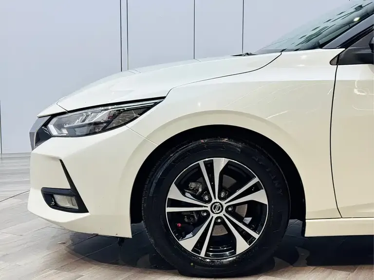 Nissan Sylphy 1.6 L XL CVT Joy