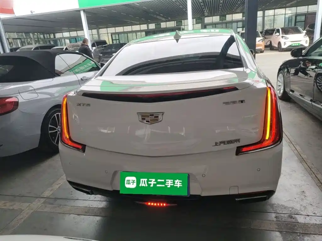 Cadillac XTS 28 T Elite