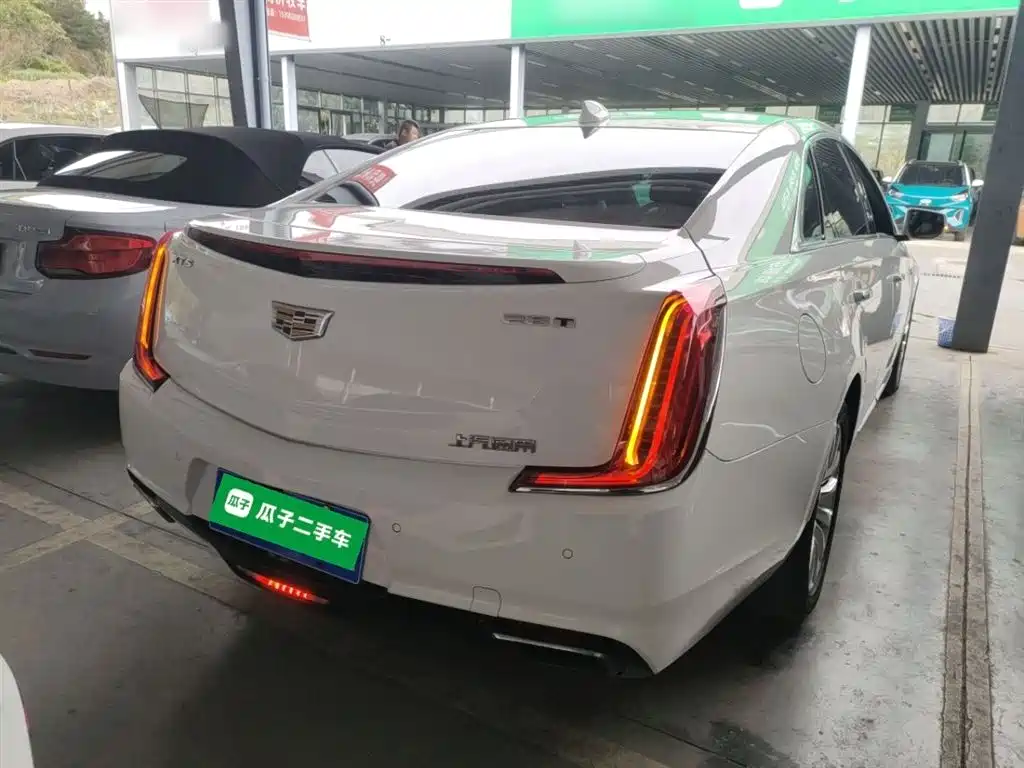 Cadillac XTS 28 T Elite