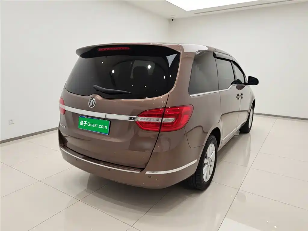 Buick GL8 28 T Luxury CN-VI