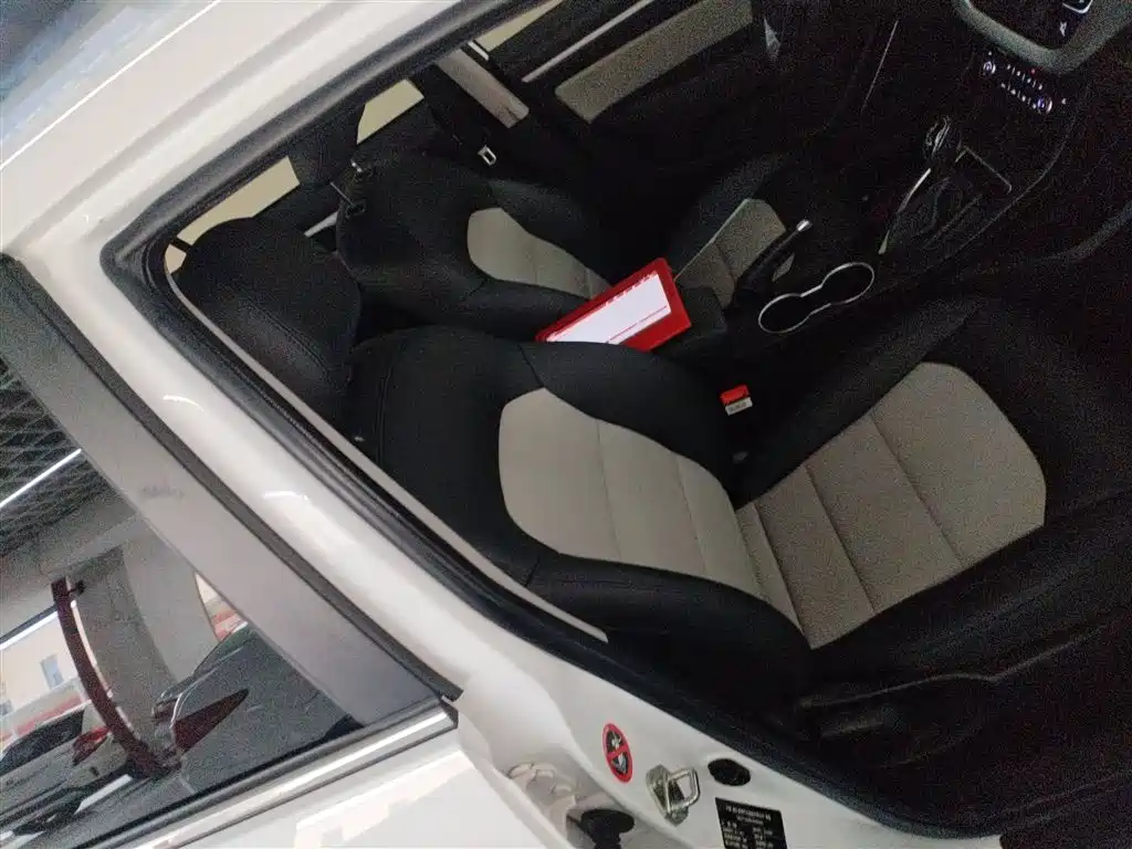 Vision 1.5 L CVT Asian Games