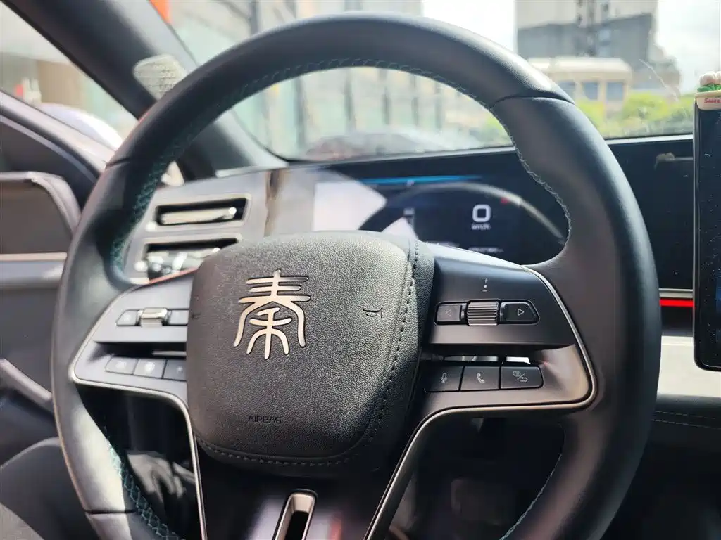 Qin L DM-i 80 KM Transcend