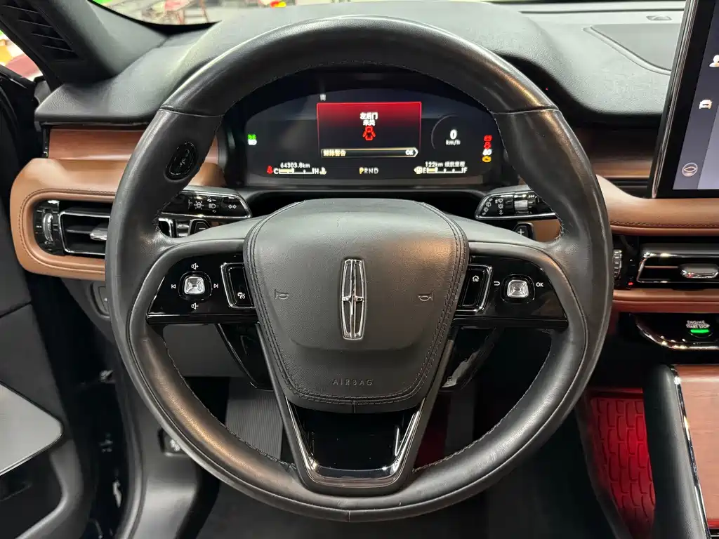 Aviator 3.0 T V6 4 WD Executive
