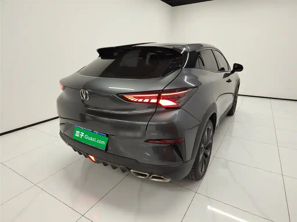 Changan UNI-T 1.5 T Distinguished
