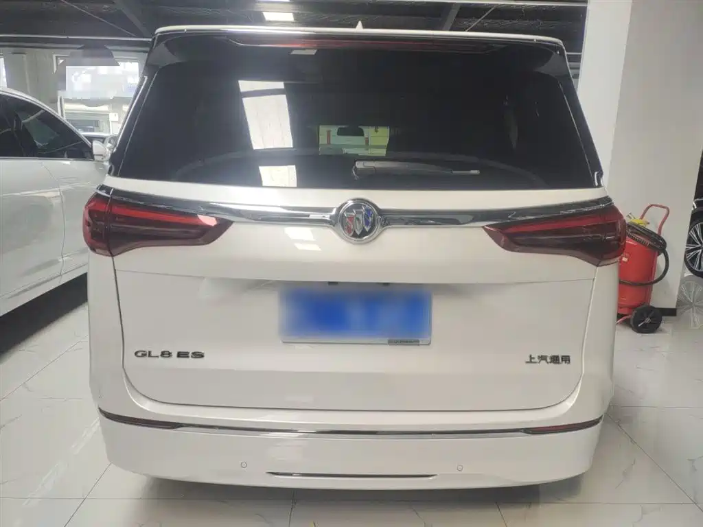 Buick GL8 ES LaCrosse Comfort