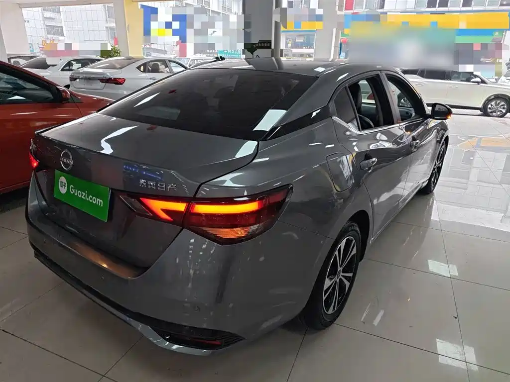 Sylphy 1.6 L CVT Joy