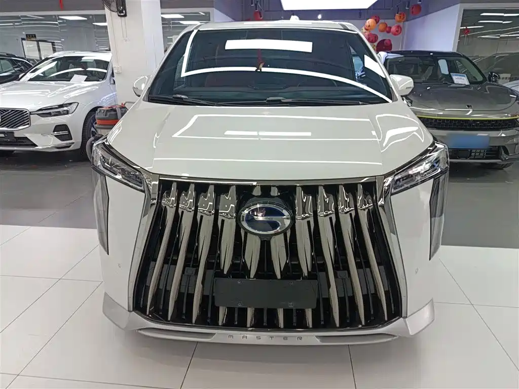 GAC Trumpchi M8 Grandmaster Series Dual Engine Flagship