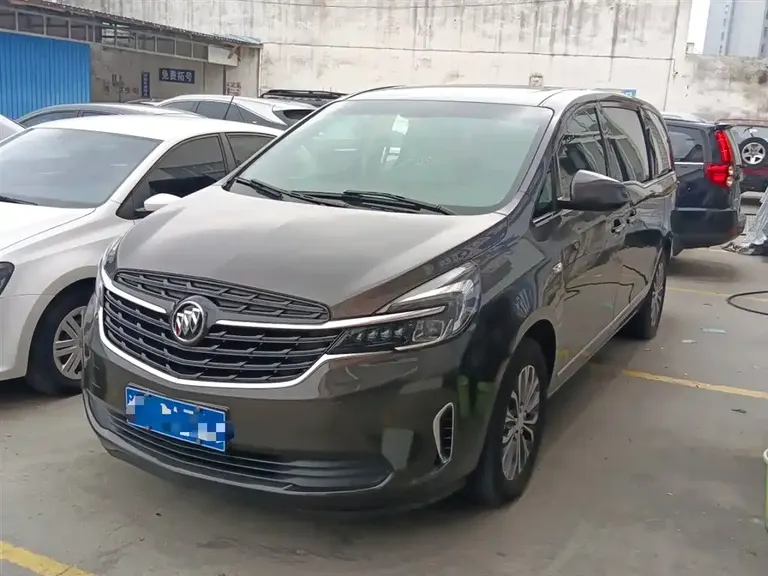 Buick GL8 Land Official Cabin 652 T Luxury