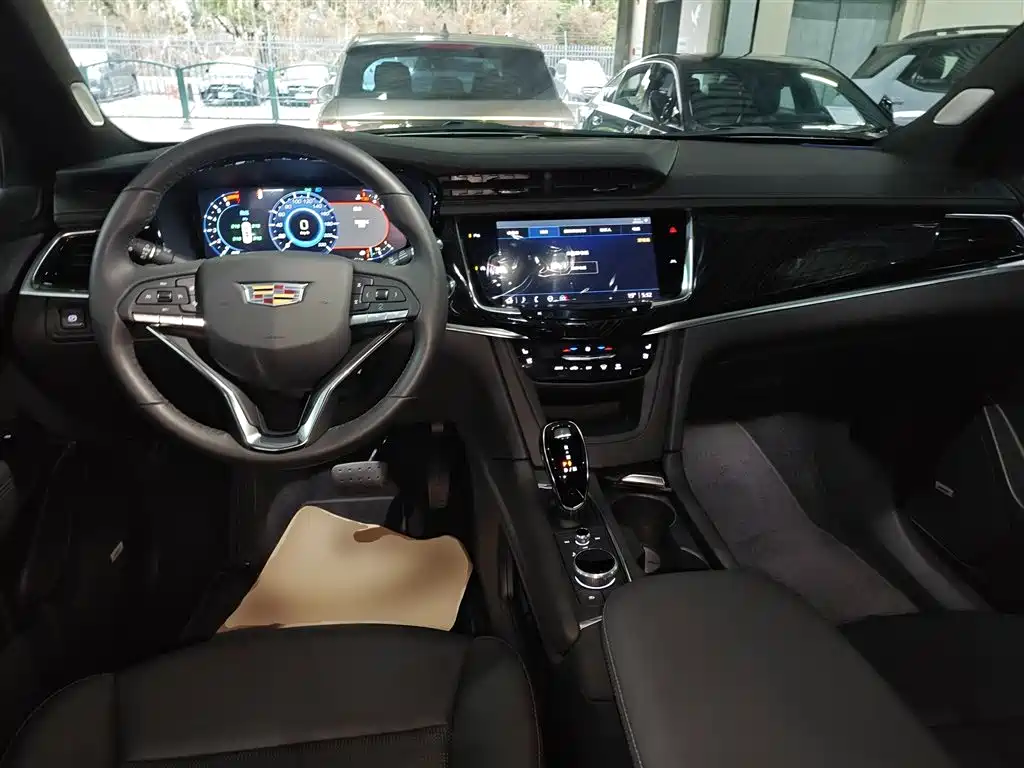 Cadillac XT6 2.0 T 6-seat 4 WD Luxury Executive Classic