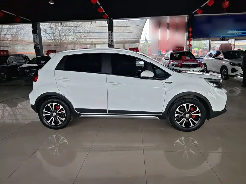 Vision X3 1.5 L Auto Distinguished