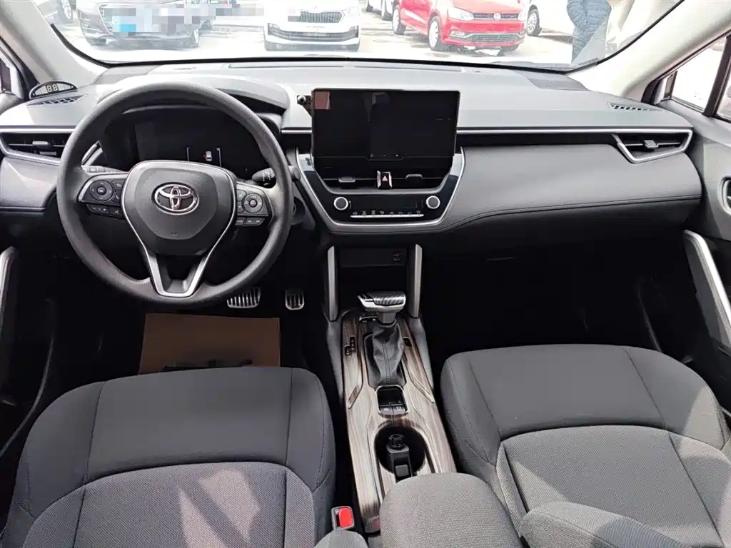 Frontlander 2.0 L CVT Leading