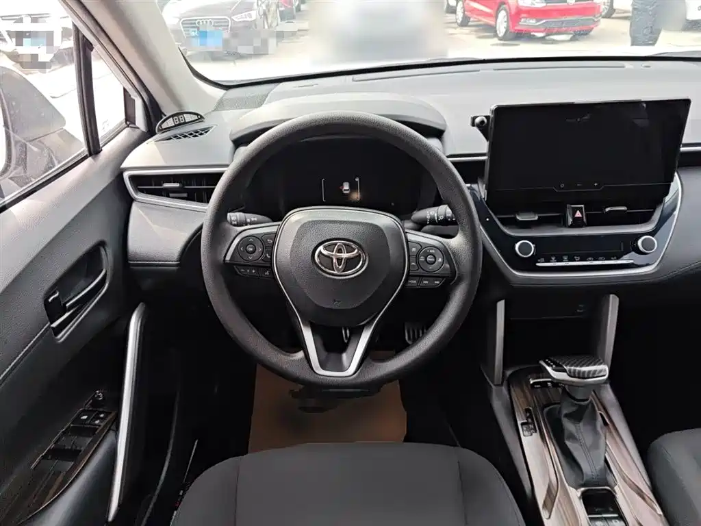 Frontlander 2.0 L CVT Leading
