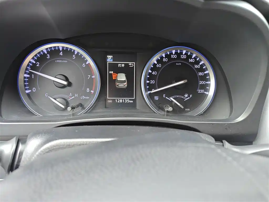 Highlander 2.0 T 4 WD Knight 7-seat CN-VI