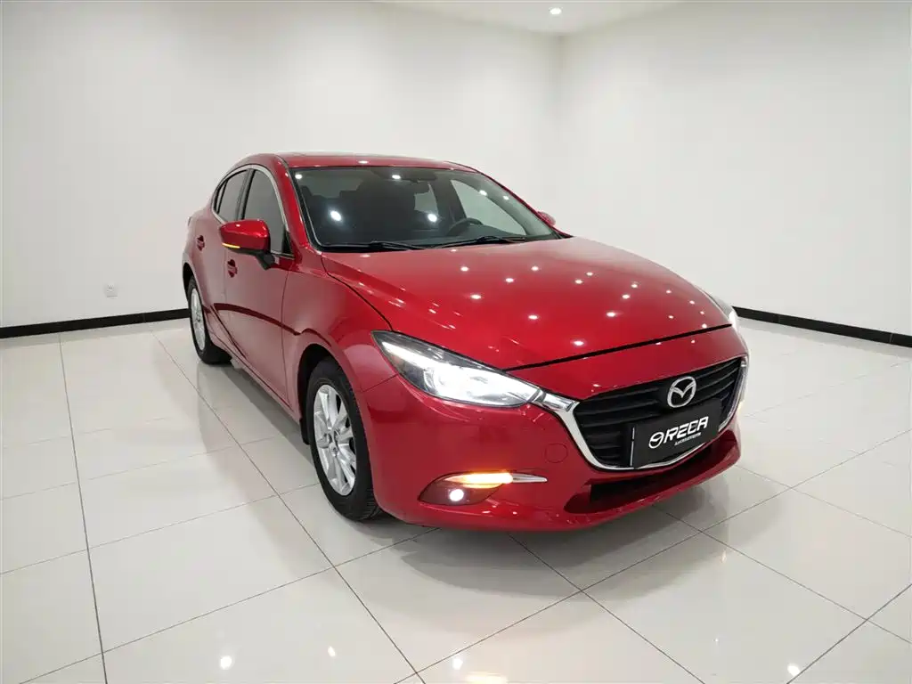 Mazda 3 Axela Sedan 1.5 L Auto Luxury CN-V