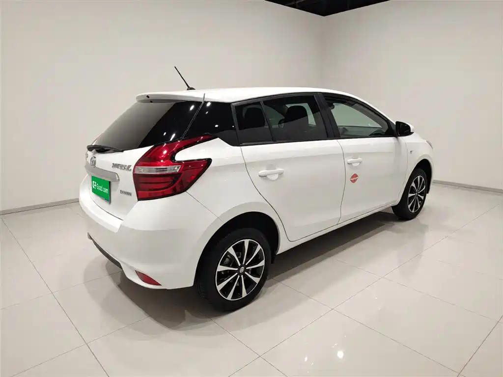 YARiS L Zhixuan Facelift 1.5 E CVT Charm Motion