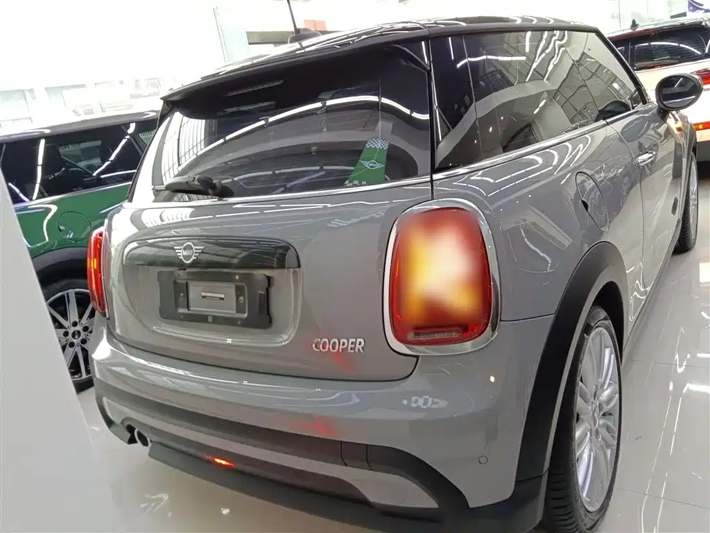 MINI Facelift 1.5 T COOPER Classic