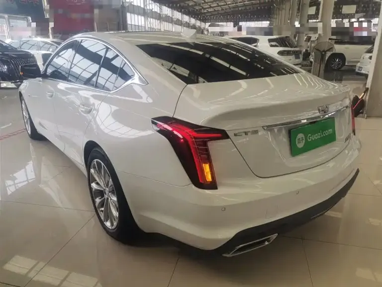 Cadillac CT5 28 T Luxury (Standard)