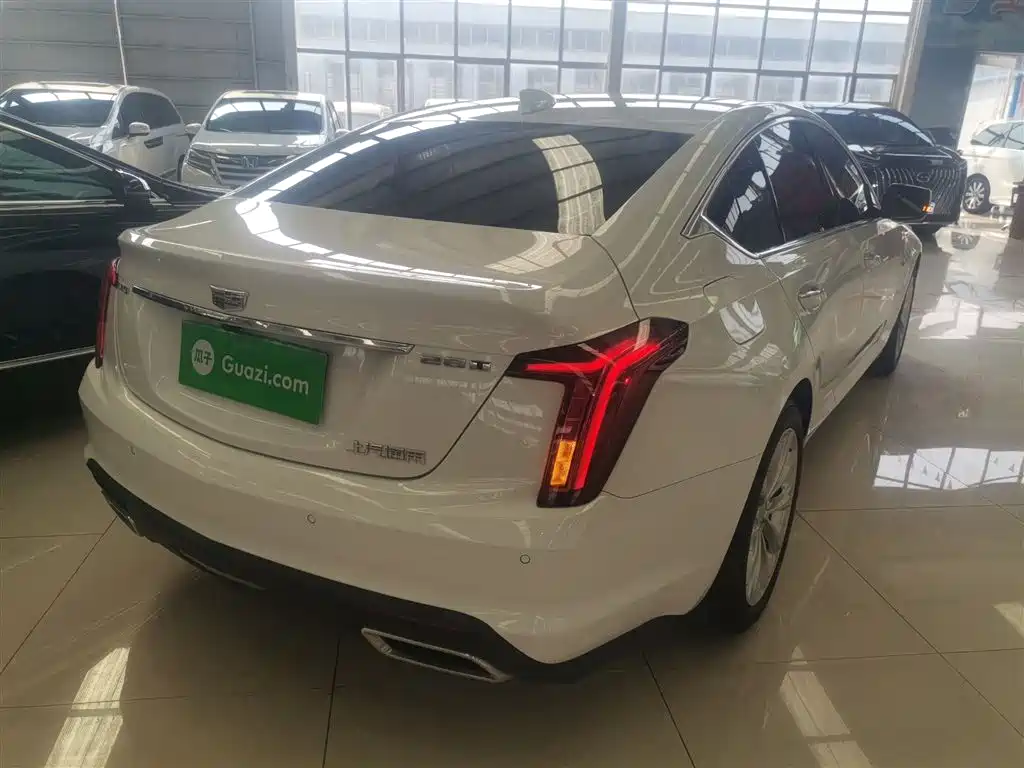 Cadillac CT5 28 T Luxury (Standard)