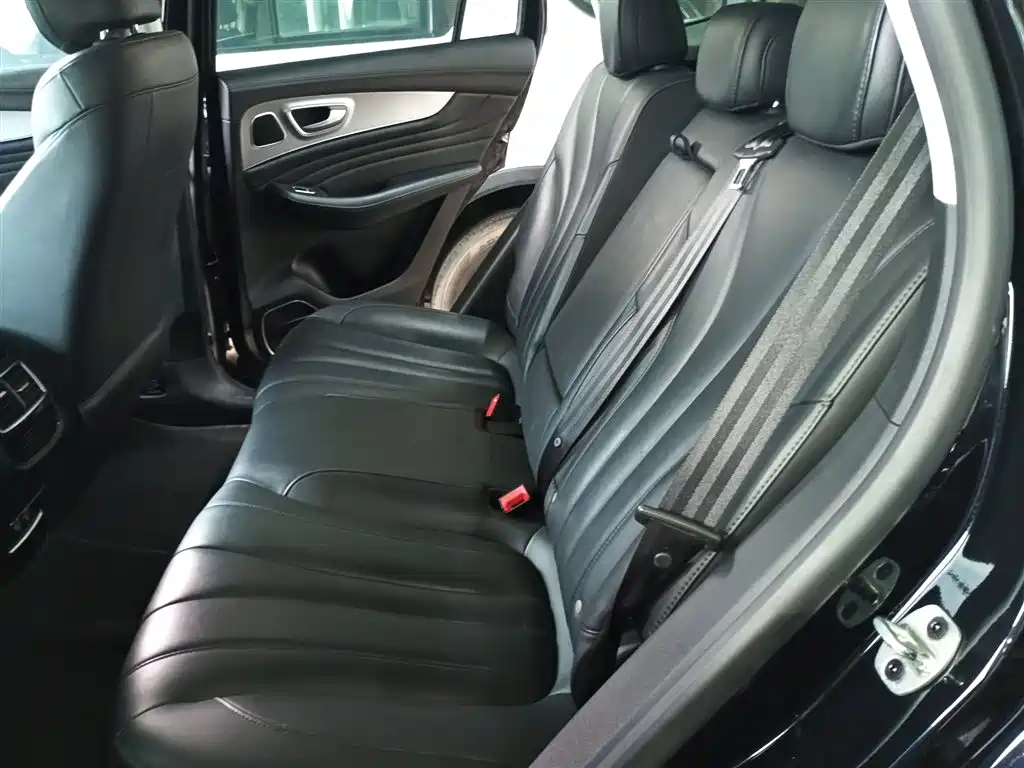 Roewe RX5 MAX 荣威RX5 MAX 2021款 Supreme系列 400 TGI 自动豪华座舱版