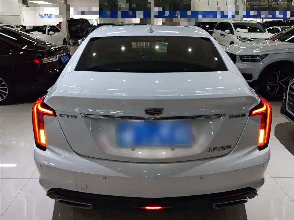 Cadillac CT5 28 T Luxury (Standard)