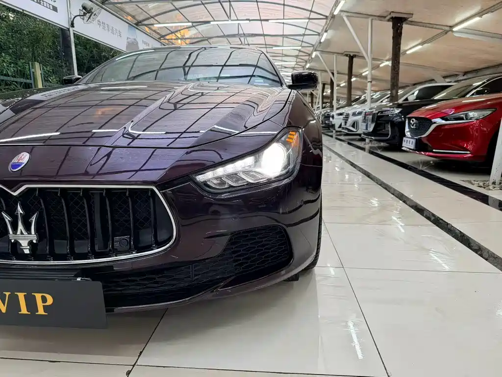 Ghibli 3.0 T Standard