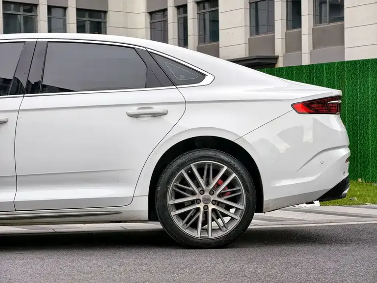 Geely Xingrui Facelift 2.0 TD Distinguished
